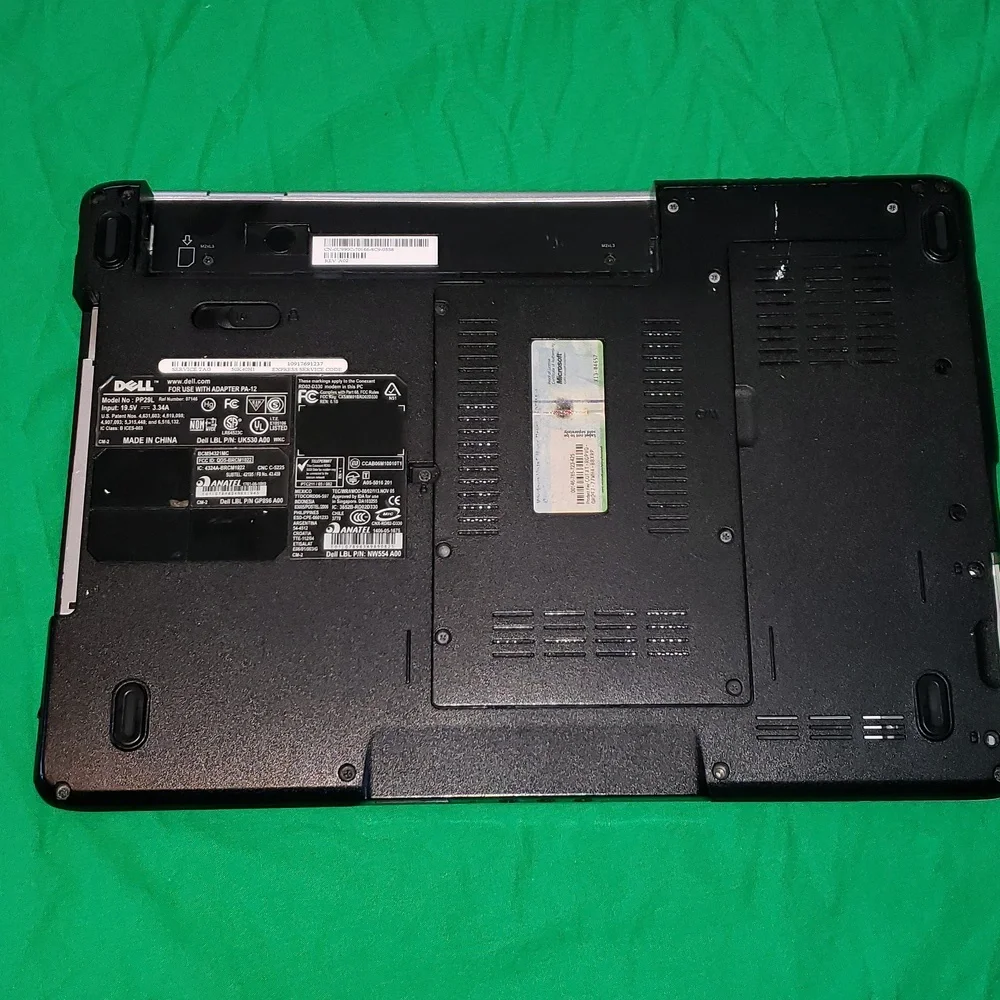 Dell Inspiron 1525 Laptop No Hard Drive Powers On When Plugged In
